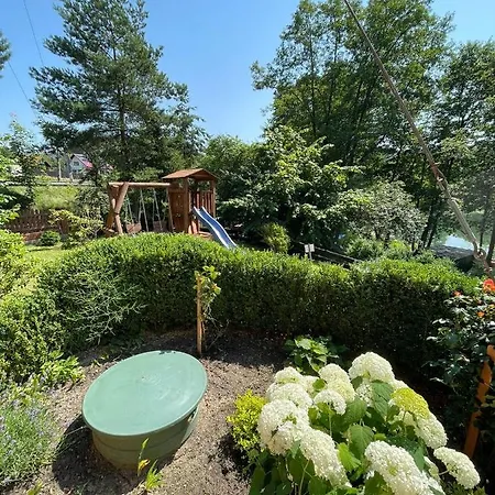 U Lipińskich - Dom Nad Jeziorem Ostrzyce