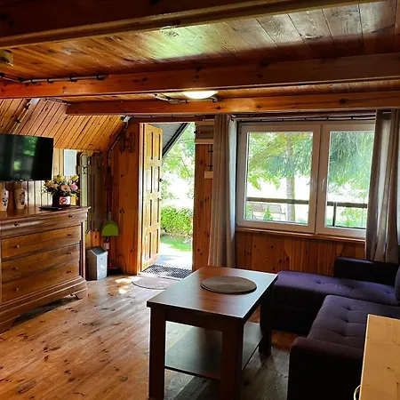 Dom wakacyjny U Lipińskich - Dom Nad Jeziorem *