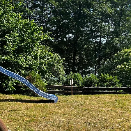 Dom wakacyjny U Lipińskich - Dom Nad Jeziorem Ostrzyce