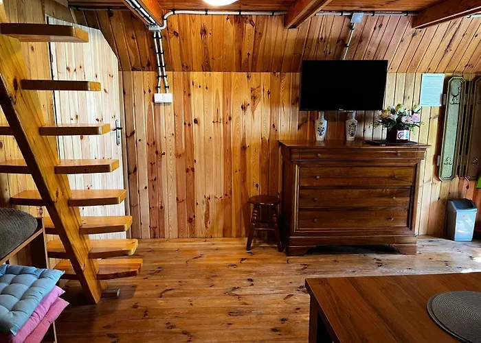 U Lipinskich - Dom Nad Jeziorem Ostrzyce